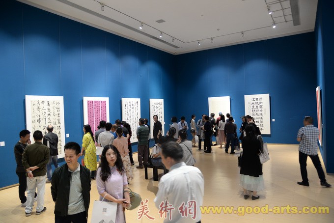 庆祝新中国成立70周年全国国展书法家提名展在汤湖美术馆展出