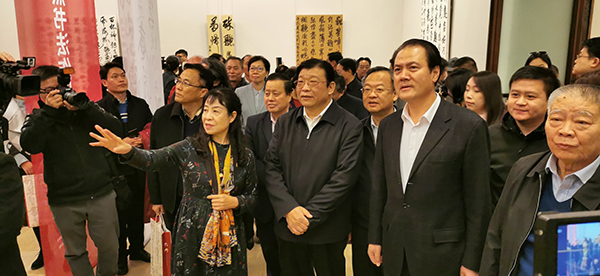 “未央——杨杰书法作品展”在中国美术馆开幕