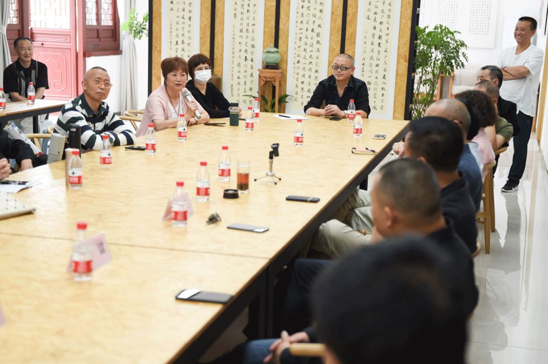 四川省书法家协会“文艺进万家，健康你我他——到人民中去文艺志愿服务主题活动”在遂宁临仙阁举办