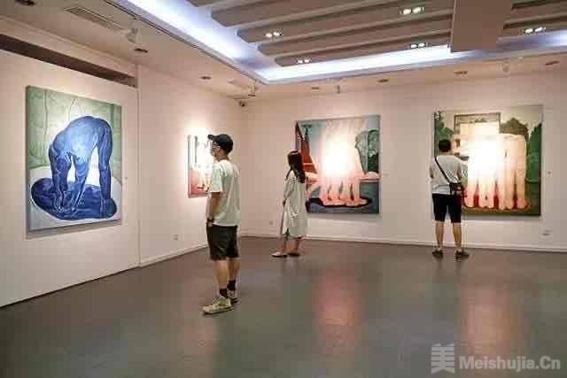 胡水樑个展广州开幕：展现集体精神，期盼疫情尽快消除