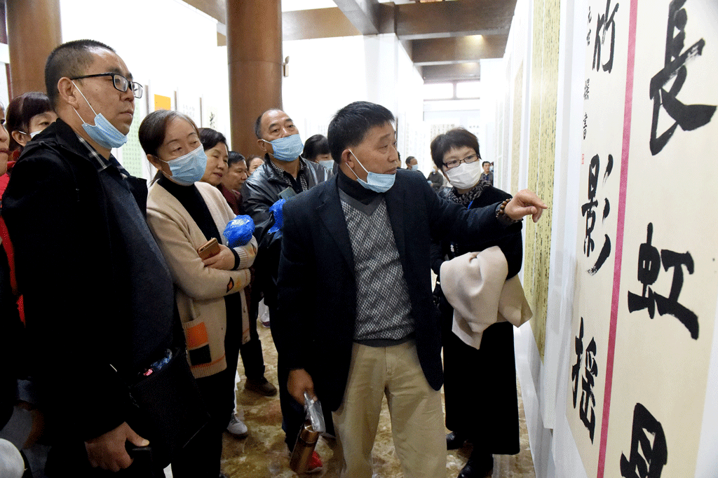 四川省首届老年书法篆刻作品展开幕式在遂宁市临仙阁书协创作基地隆重举行