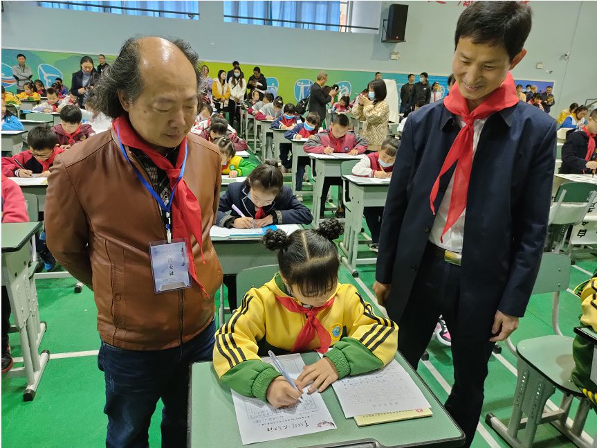 “墨香青城.大美都江”，来看都江堰中小学生书写经典！