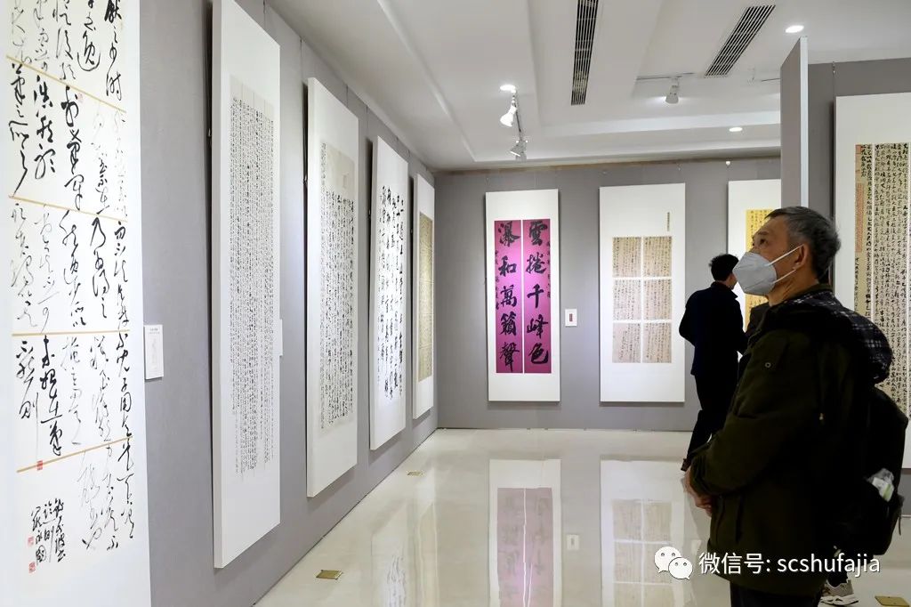 快讯 | 《传承与创新·四川省第二届行草书大展》在四川福宝美术馆开幕