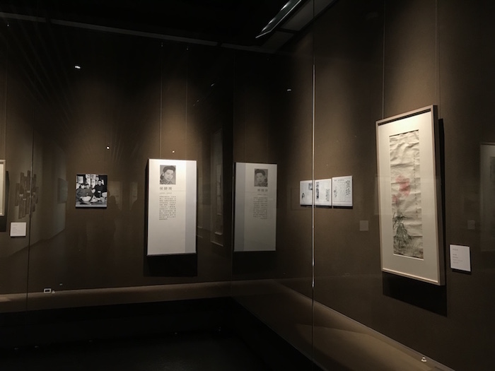 读陆小曼、周錬霞等笔下丹青，上海中国画院展女画师作品