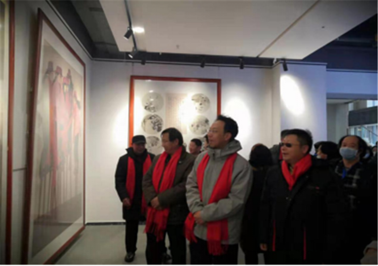 第二届“神圣长白”全国中国画作品展在长白山美术馆开幕