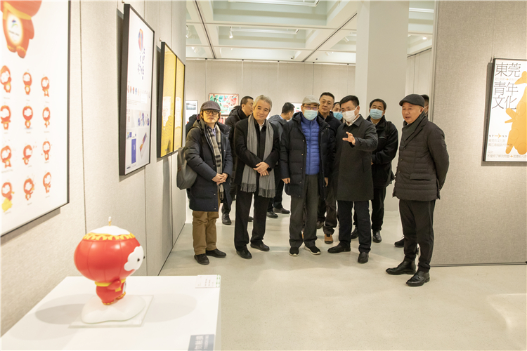 首届全国平面设计大展在吉林艺术学院开幕