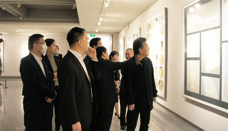 首届“时代中国”全国美术作品展在深圳开展