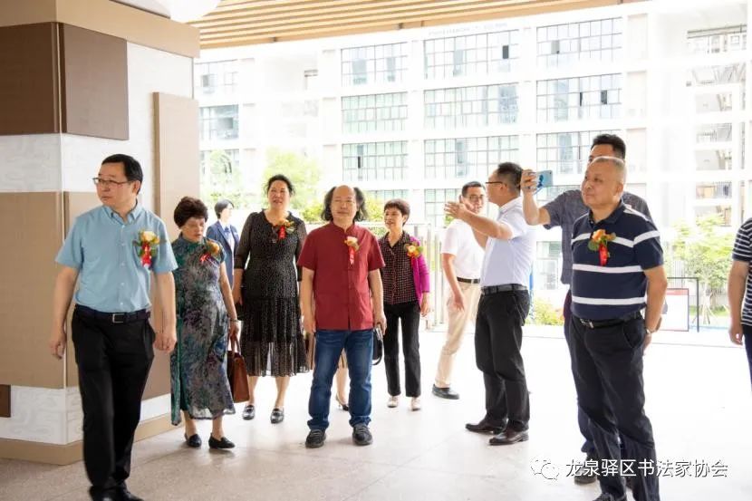 泼洒翰墨书党史 凝聚童心颂党恩  ——龙泉驿区“童心向党、辉煌百年”文轩杯中华经典书写暨青少年党史书法大赛系列活动圆满举行