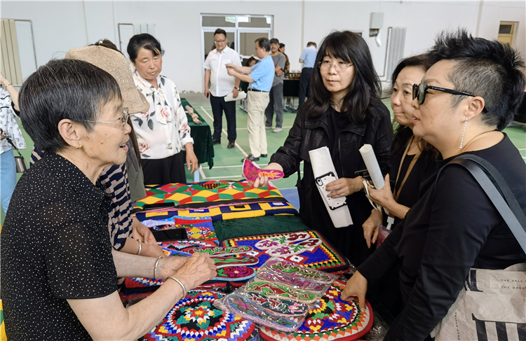 “学习贯彻习近平总书记在考察清华大学时的重要讲话精神·中国美协艺委会在行动”系列报道