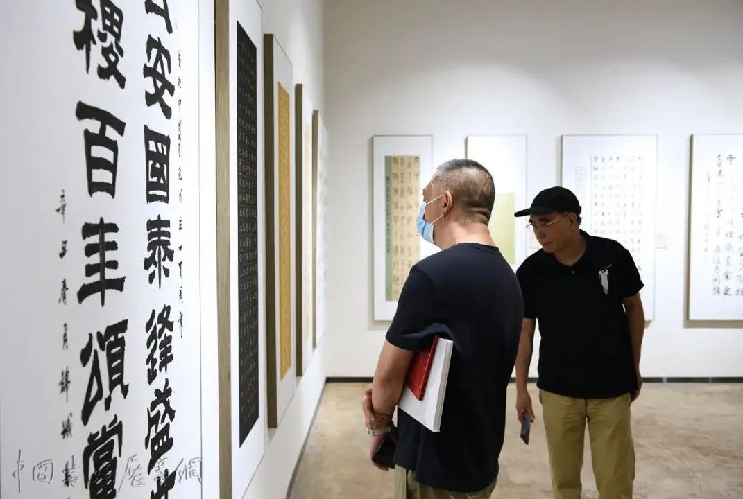 “礼赞百年 画说锦江”成都市锦江区职工书画大赛展览开幕式暨成都市锦江区惠民职工画院揭牌仪式成功举办