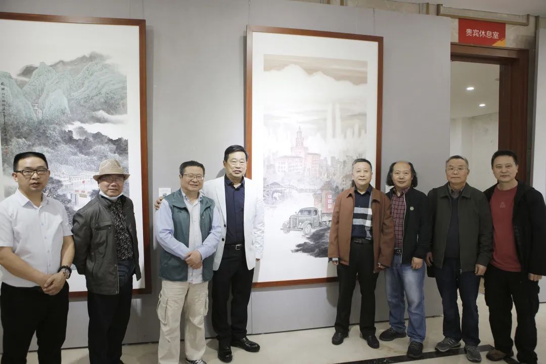 “沙河流韵”成都市成华区文艺名家作品展暨《沙河流韵——成都市成华区文艺名家推介作品集》 首发式在四川福宝美术馆隆重举行