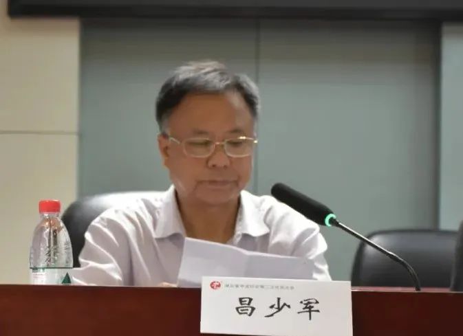 中流印社第二次社员大会召开，叶青峰当选为第二届社长