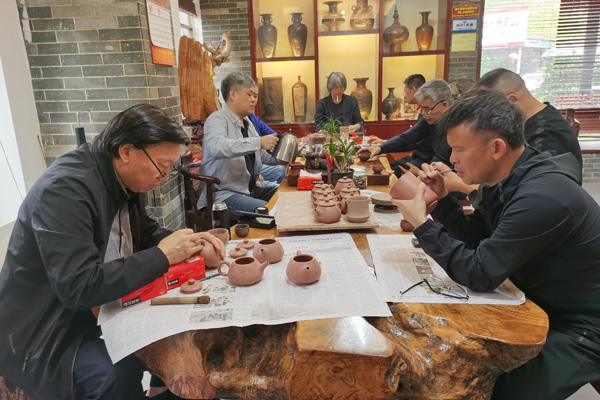 “全国刻字艺术作品邀请展暨刻字创作专题研讨会”在南宁举行