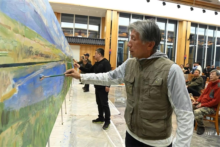 描绘边疆画卷 展现时代风貌 全国美术名家赴延边防川采风写生