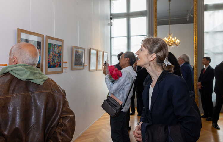 “四季交响——来自中国的乡土绘画”展览在法国开幕